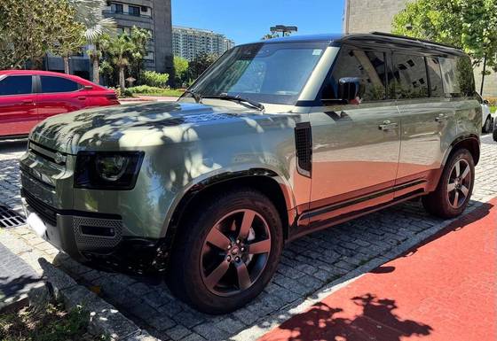 LAND ROVER DEFENDER 3.0 D300 TURBO DIESEL MHEV 110 75th LIMITED EDITION AWD AUTOMÁTICO
